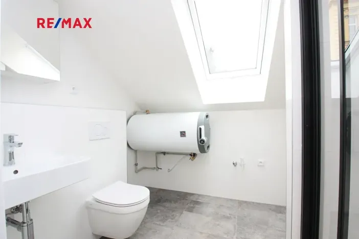 Pronájem bytu 2+kk, Kolín, Kmochova, 44 m2