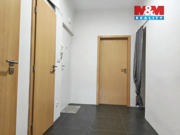 Pronájem bytu 2+kk, Praha - Vokovice, Na dlouhém lánu, 50 m2