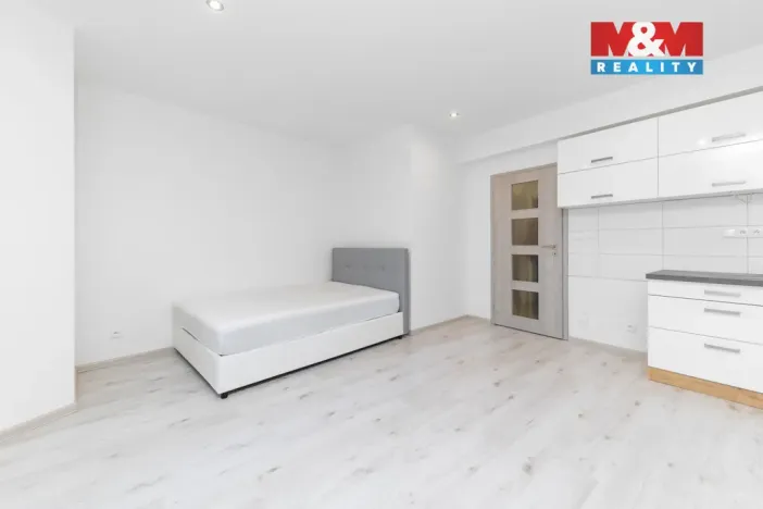 Prodej bytu 1+kk, Pasohlávky, 42 m2
