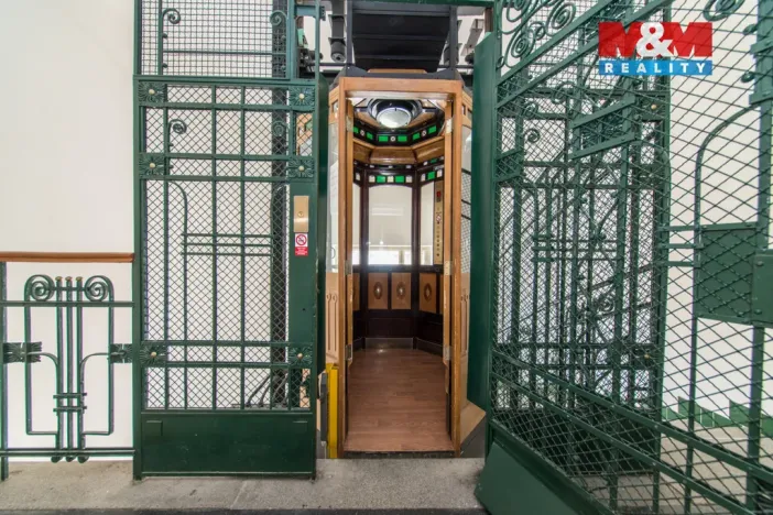 Pronájem bytu 1+kk, Praha - Josefov, Valentinská, 31 m2