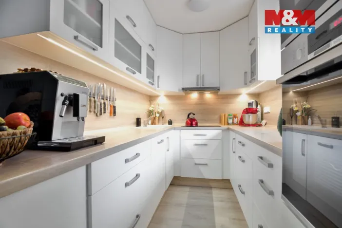 Prodej rodinného domu, Nové Dvory, 190 m2