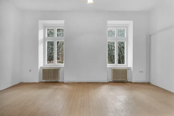 Prodej bytu 2+1, Hradec Králové, Komenského, 98 m2