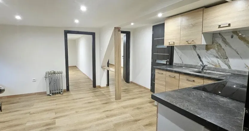 Pronájem bytu 2+1, Květinová, Jablonec nad Nisou, 65 m2