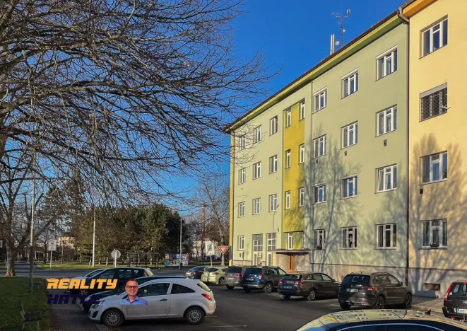 Prodej bytu 2+kk, Hradec Králové, Bratří Čapků, 59 m2