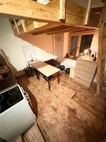 Pronájem bytu 1+kk, Praha - Košíře, Vrchlického, 25 m2