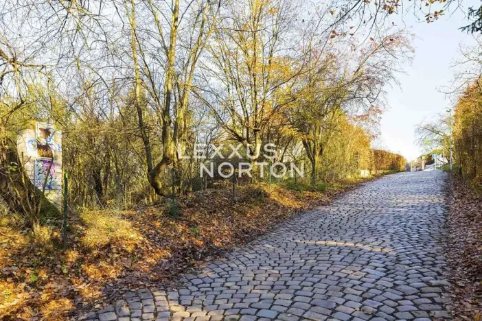 Prodej pozemku pro bydlení, Praha - Troja, Na dlážděnce, 2570 m2