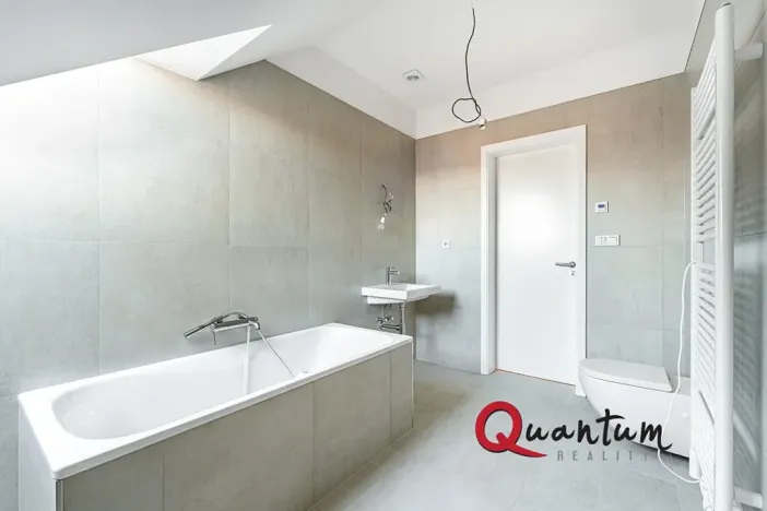 Prodej rodinného domu, Praha - Královice, Ke Tvrzi, 390 m2