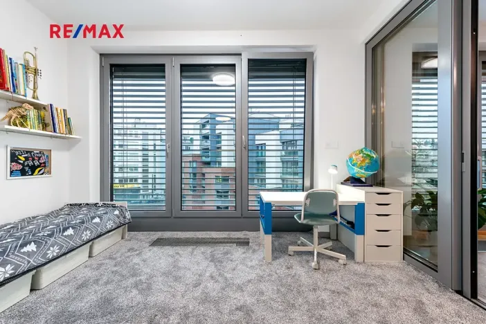 Pronájem bytu 2+kk, Praha - Libeň, Vojenova, 62 m2