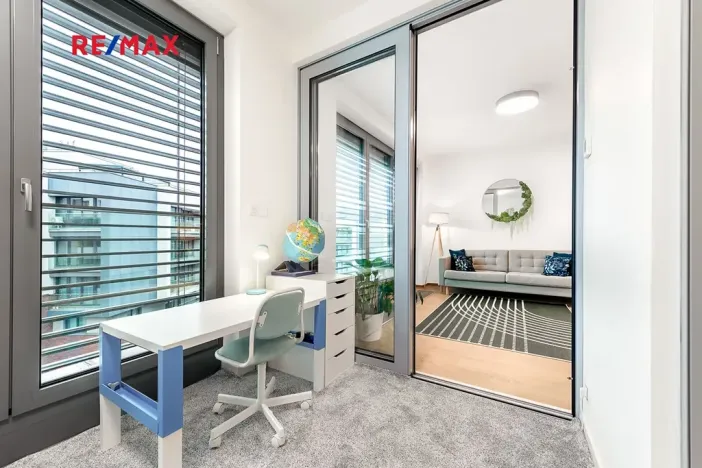 Pronájem bytu 2+kk, Praha - Libeň, Vojenova, 62 m2