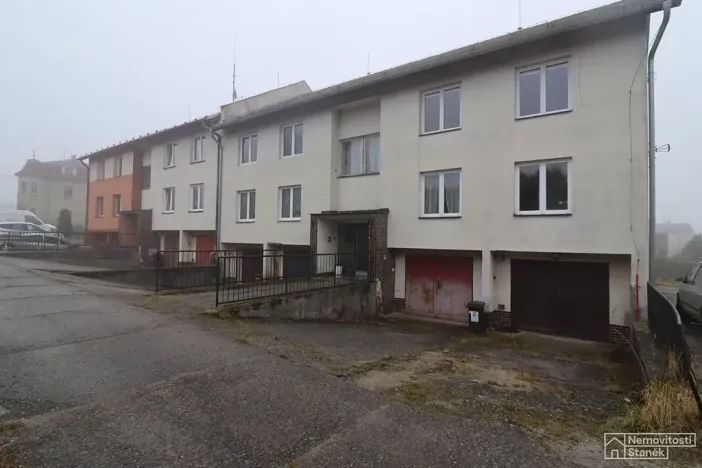 Prodej bytu 4+1, Dírná, 100 m2