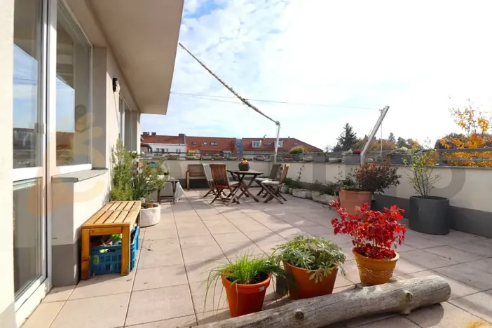 Prodej bytu 4+kk, Roztoky, Tyršovo nám., 88 m2