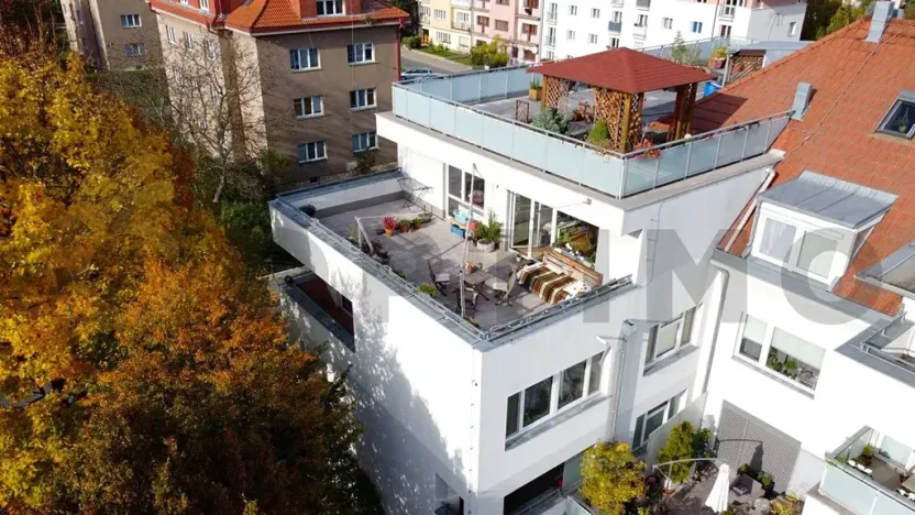 Prodej bytu 4+kk, Roztoky, Tyršovo nám., 88 m2