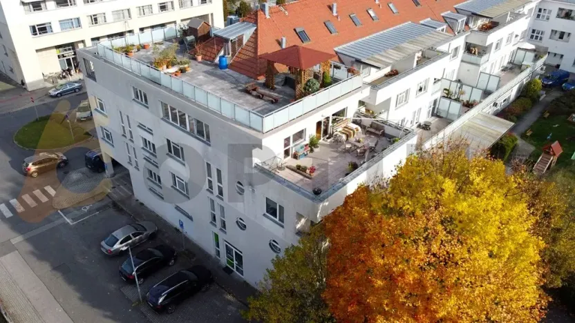 Prodej bytu 4+kk, Roztoky, Tyršovo nám., 88 m2