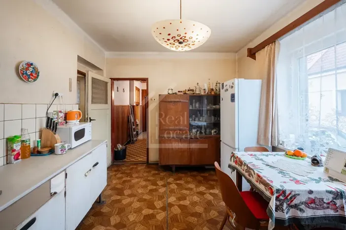 Prodej rodinného domu, Třebusice, 470 m2