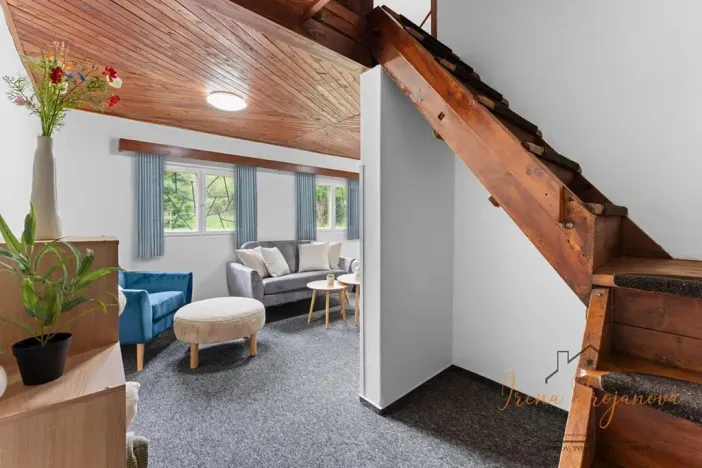 Prodej chaty, Lešany, 45 m2