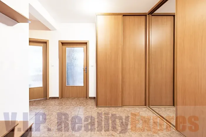 Prodej bytu 3+kk, Praha, Jeřabinová, 92 m2