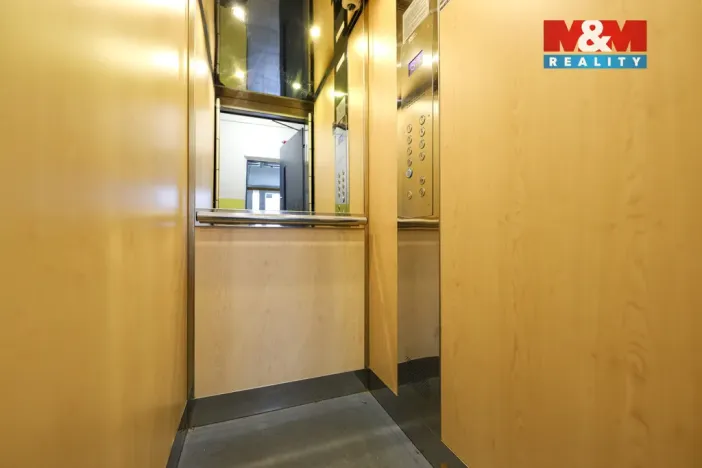 Pronájem bytu 1+1, Plzeň, Manětínská, 39 m2