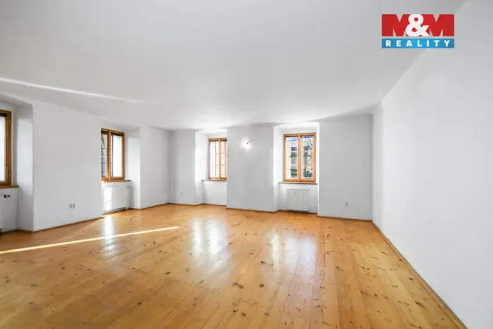 Pronájem zemědělské usedlosti, Dobrovíz, Kladenská, 10270 m2
