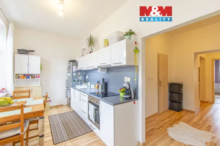 Pronájem bytu 3+1, Krnov - Pod Bezručovým vrchem, Bezručova, 72 m2