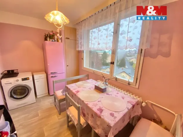 Pronájem bytu 3+1, Česká Kamenice, 5. května, 63 m2