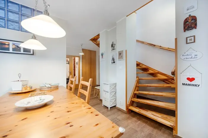 Prodej rodinného domu, Sulice, Rovná, 185 m2