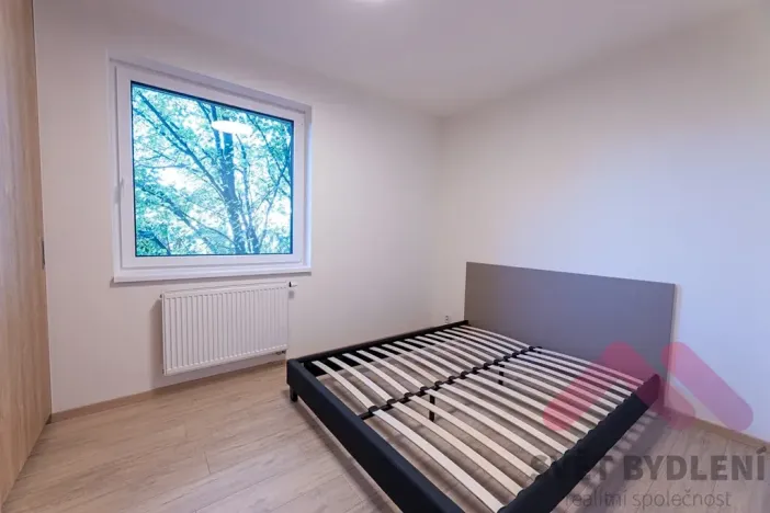 Pronájem bytu 2+kk, Praha - Řepy, Laudova, 60 m2