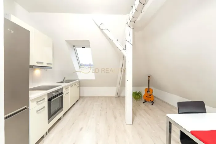 Prodej bytu 2+kk, Olomouc, Husitská, 62 m2