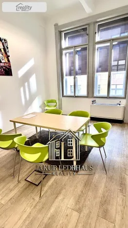 Pronájem kanceláře, Praha - Nové Město, Spálená, 406 m2