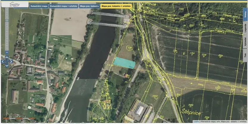 Prodej louky, Týn nad Vltavou, Hněvkovice na pravém břehu Vlt., 1648 m2