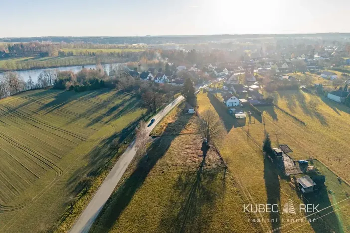 Prodej pozemku pro bydlení, Tučapy, 785 m2