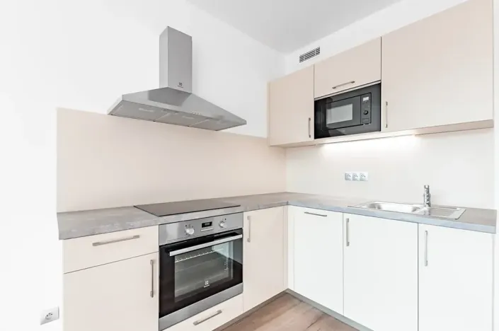 Pronájem bytu 1+kk, Praha - Libeň, Kurta Konráda, 36 m2