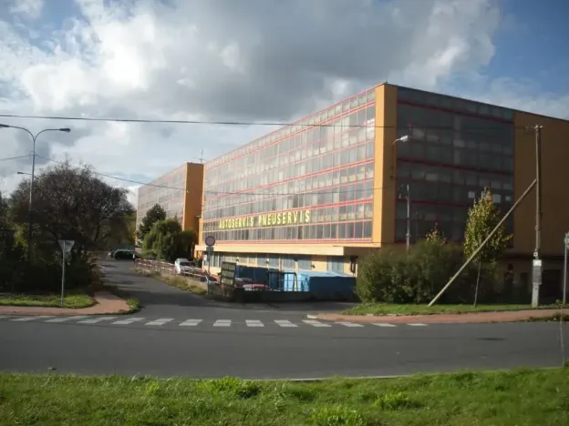 Pronájem garáže, Praha - Střížkov, Lovosická, 15 m2