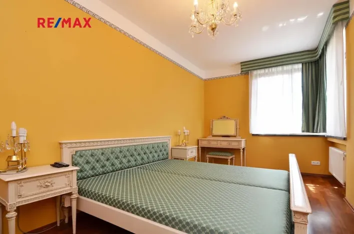 Pronájem bytu 2+kk, Praha - Hlubočepy, Pod třešněmi, 50 m2