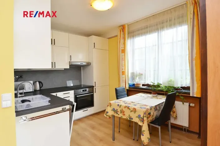 Pronájem bytu 2+kk, Praha - Hlubočepy, Pod třešněmi, 50 m2