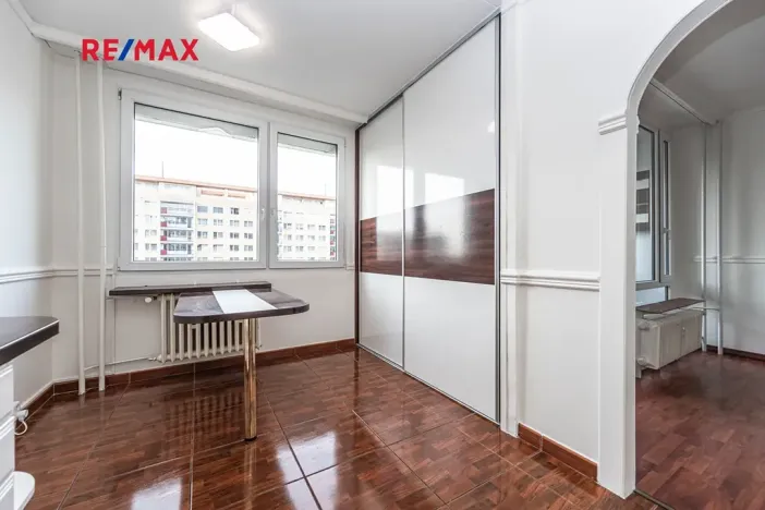 Pronájem bytu 3+1, Praha - Kobylisy, Frýdlantská, 67 m2