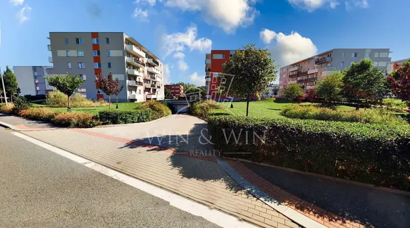 Prodej garážového stání, Praha - Háje, Jurkovičova, 14 m2