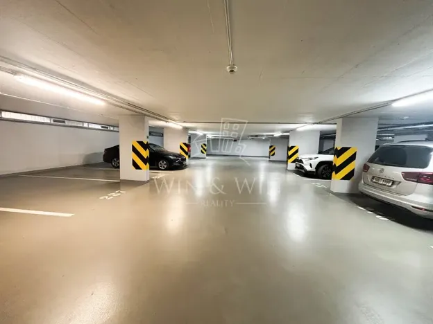 Prodej garážového stání, Praha - Háje, Jurkovičova, 14 m2