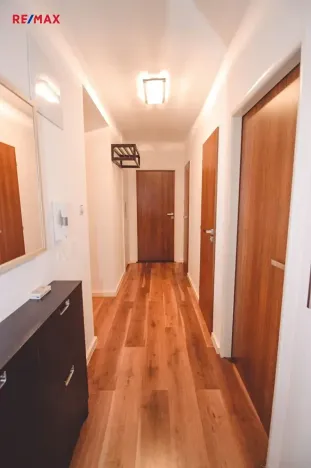 Pronájem bytu 2+1, Plzeň, U Cvičiště, 60 m2