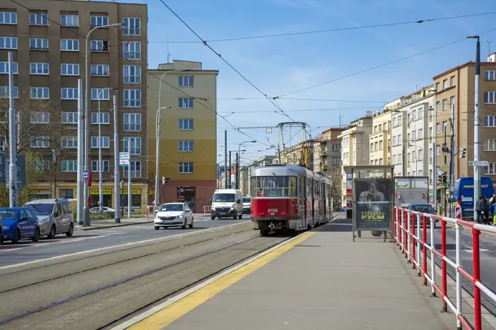 Pronájem obchodního prostoru, Praha - Vršovice, Kubánské náměstí, 112 m2