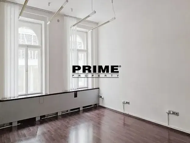 Pronájem kanceláře, Praha - Nové Město, Opletalova, 64 m2