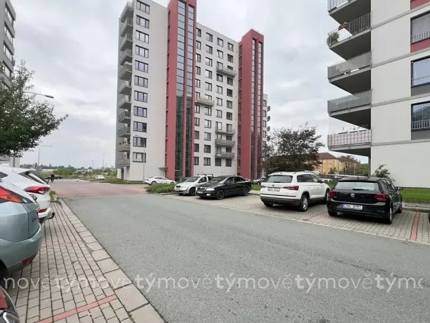 Pronájem bytu 1+kk, Pardubice, Pod Vinicí, 35 m2