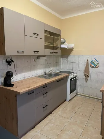 Pronájem bytu 2+1, Tisová, 57 m2