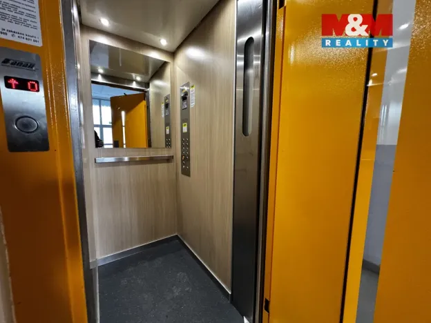 Prodej bytu 1+1, Chomutov, Palackého, 38 m2