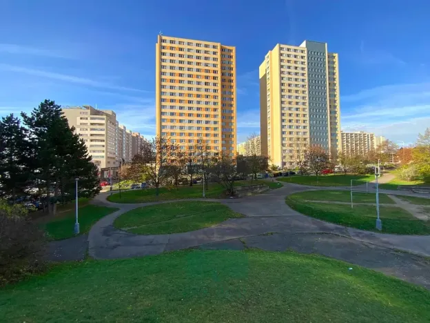 Prodej bytu 1+kk, Praha - Háje, Hlavatého, 27 m2