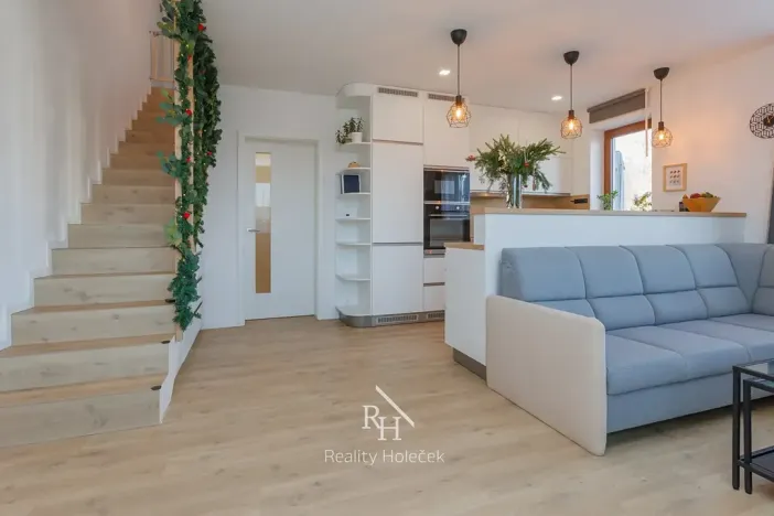 Prodej bytu 5+kk, Unhošť, Buková, 115 m2