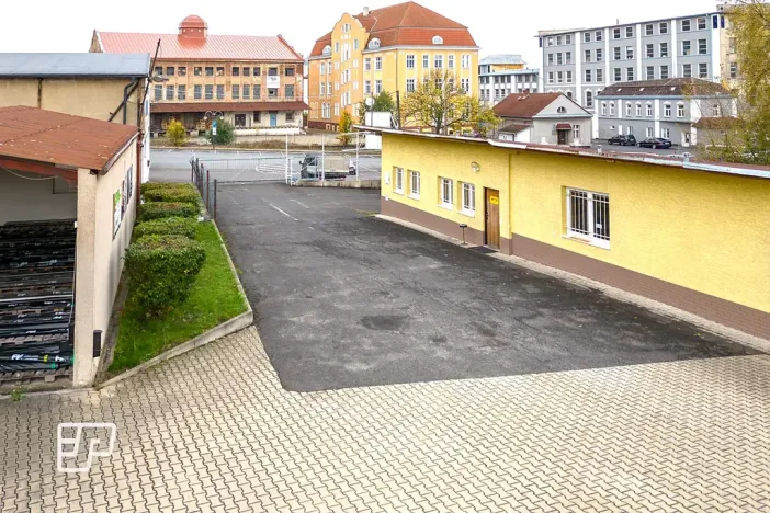 Pronájem obchodního prostoru, Teplice, Zemská, 5600 m2