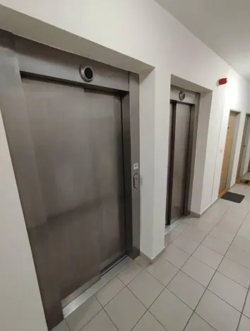 Pronájem bytu 2+kk, Praha - Libeň, Drahobejlova, 65 m2