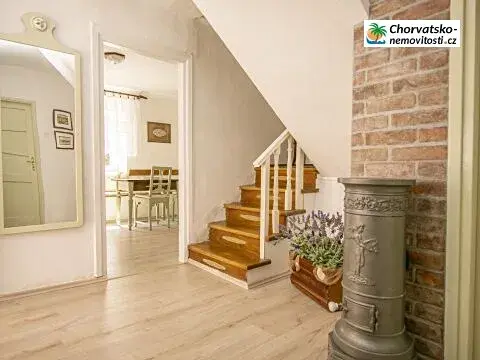 Prodej rodinného domu, Novi Vinodolski, Chorvatsko, 160 m2