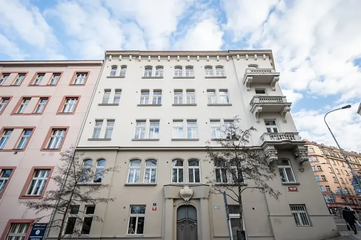 Pronájem bytu 2+kk, Praha - Žižkov, U Rajské zahrady, 71 m2
