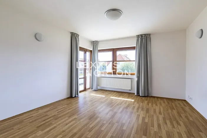 Pronájem rodinného domu, Praha - Břevnov, Rozdělovská, 360 m2
